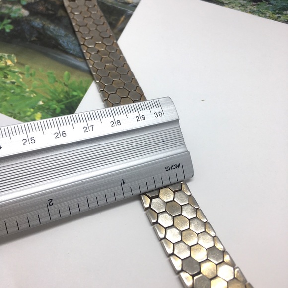 Vtg Crown Trifari Goldsilver Octagon Link Bracelet - Picture 3 of 5